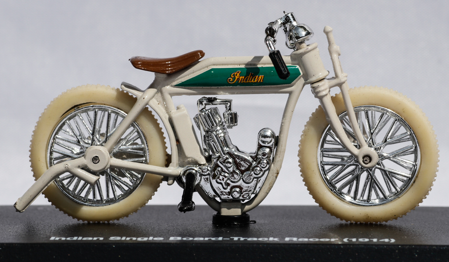 New Ray 1-32 Indian Board Track Racer 1914